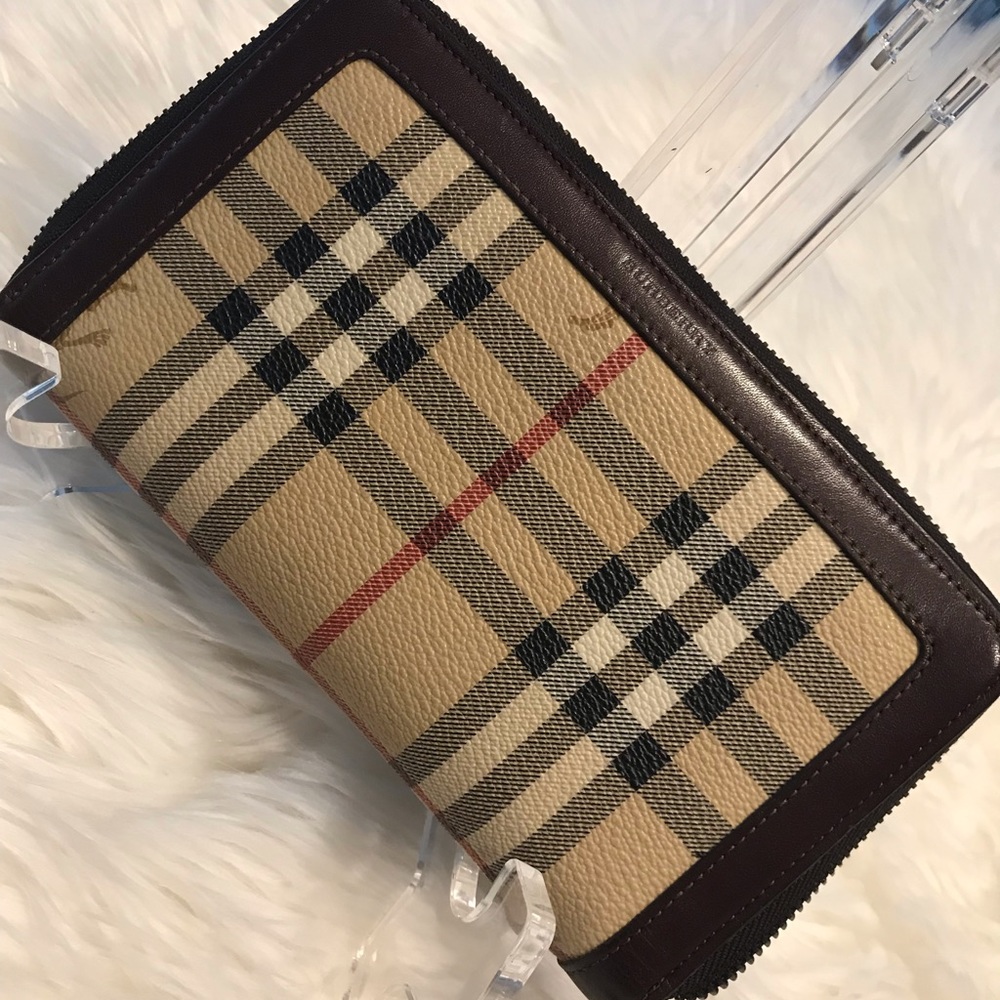 Burberry Vintage Wallet